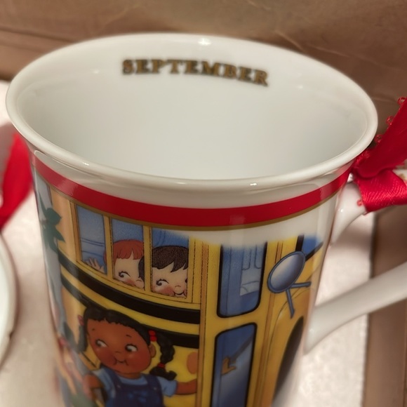 HARD TO FIND Campbell’s three month collection of month mugs - Picture 9 of 16